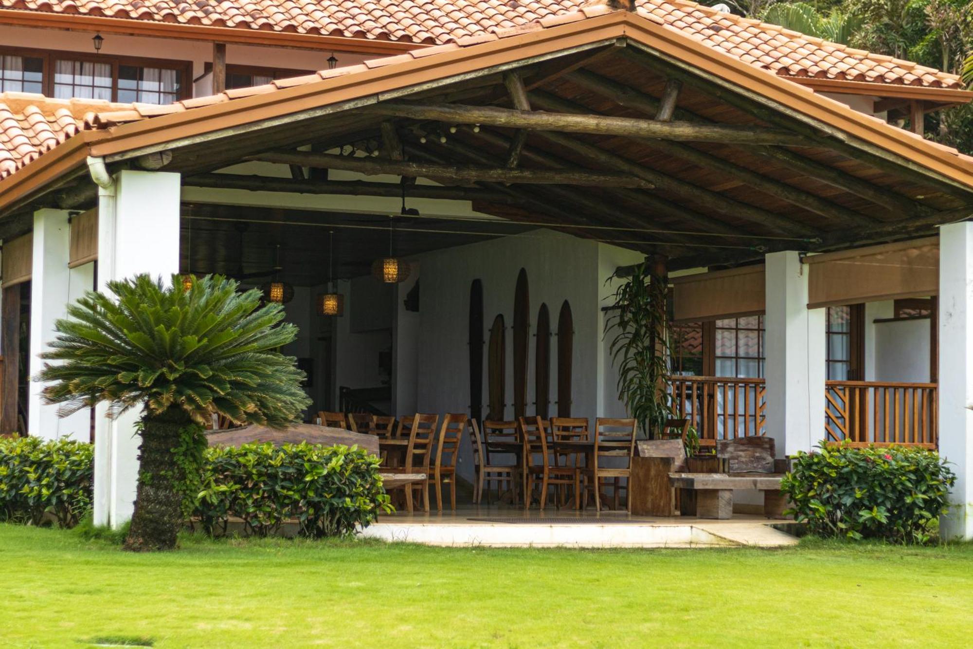 Hotel Playa Cambutal Exterior photo